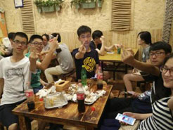 白塔烧烤加盟,学烧烤技术,开烧烤店多少钱疯狂烤翅加盟